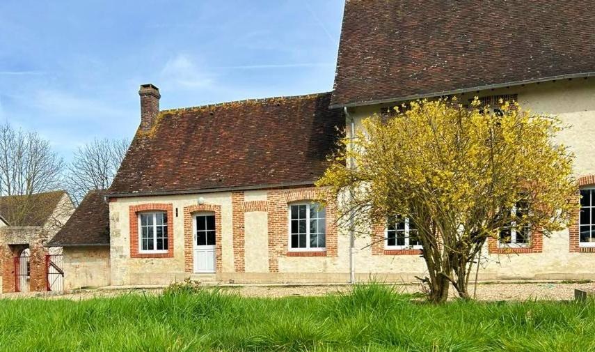 Gites Du Country Club R&S La Puisaye Exterior foto